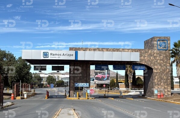 SE observa una fachada que dice General Motors.