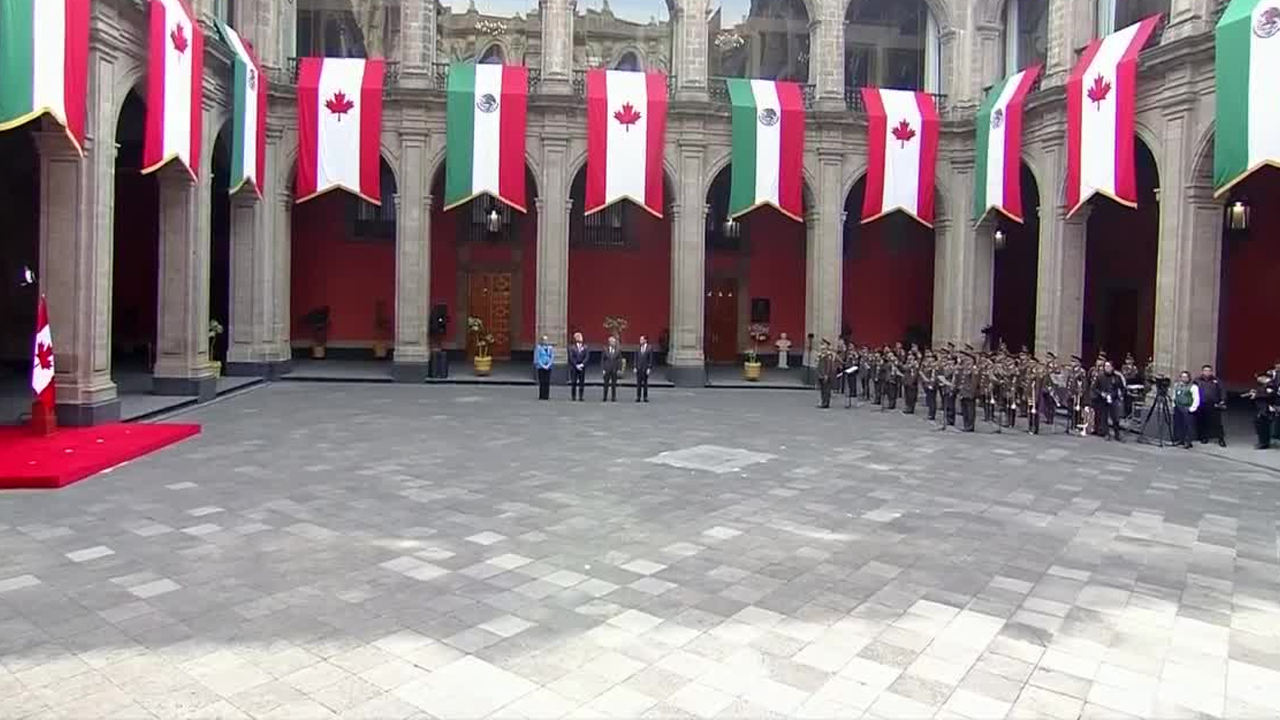 La presidenta Claudia Sheinbaum se reunió en Palacio Nacional con Mary Simon, gobernadora general de Canadá.