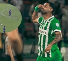 Edwin Cardona festejando el golazo que hizo en la jornada 1 de la Liga de Colombia en 2026 con Atlético Nacional.