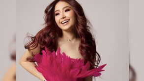 Mafer Chavana modelando