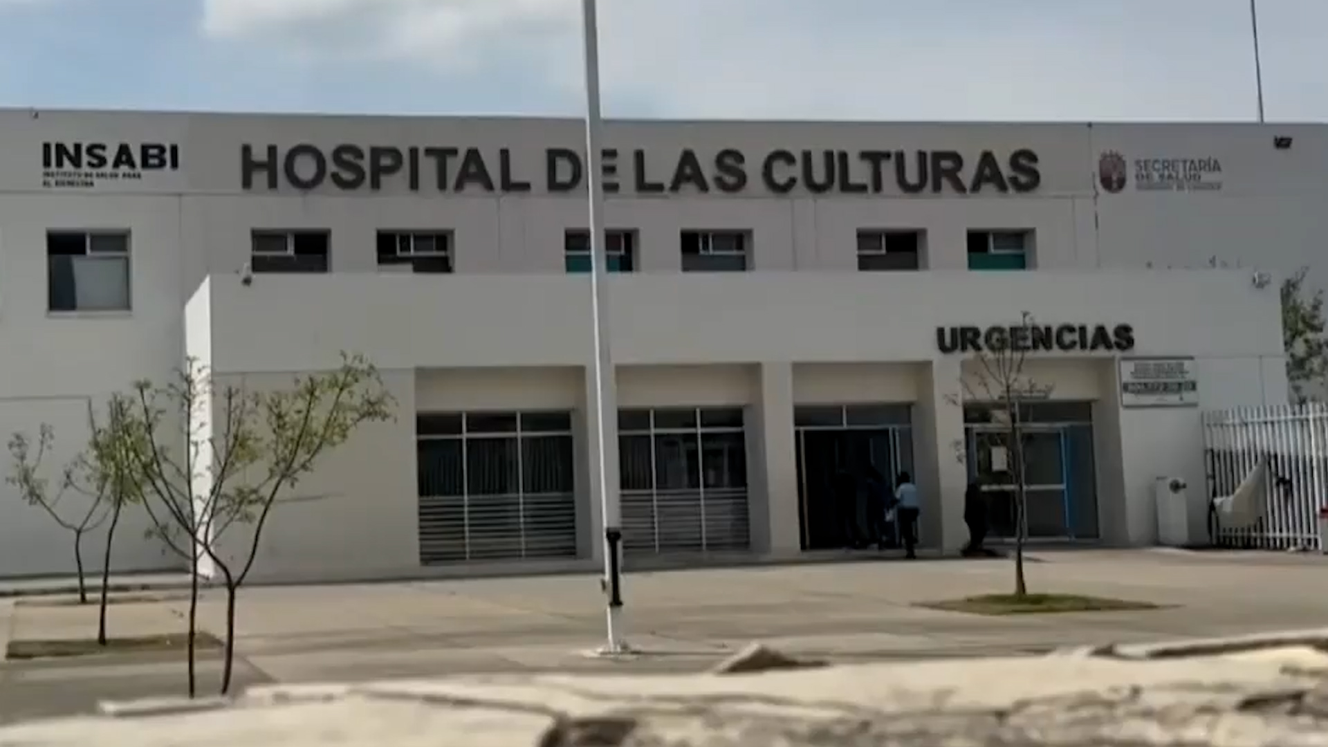 El bebé, prematuro extremo, sigue hospitalizado. Expertos aseguraron que su cuerpo no estaba preparado para un embarazo.