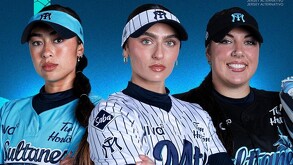 Jugadoras con el nuevo uniforme de Sultanes Femenil.