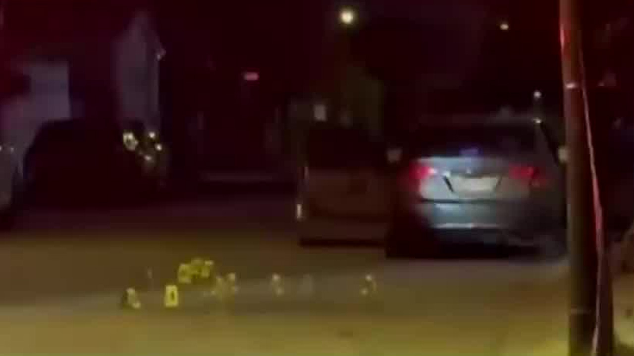 Dos jóvenes, presuntamente hermanas, fueron atacadas a balazos cuando estaban dentro de un vehículo estacionado en la colonia El Porvenir, en Mexicali.