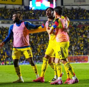 Saint-Maximin y Zúñiga en el Club América