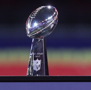 Vince Lombardi, trofeo que se le entrega al ganador del Super Bowl.