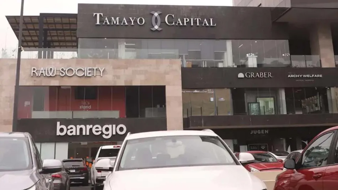 El fiscal de Nuevo León, Javier Flores Saldívar, confirmó que se investiga a notarios públicos por su posible participación en el presunto fraude de Tamayo Capi