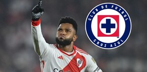 Miguel Borja con la camiseta de River Plate.