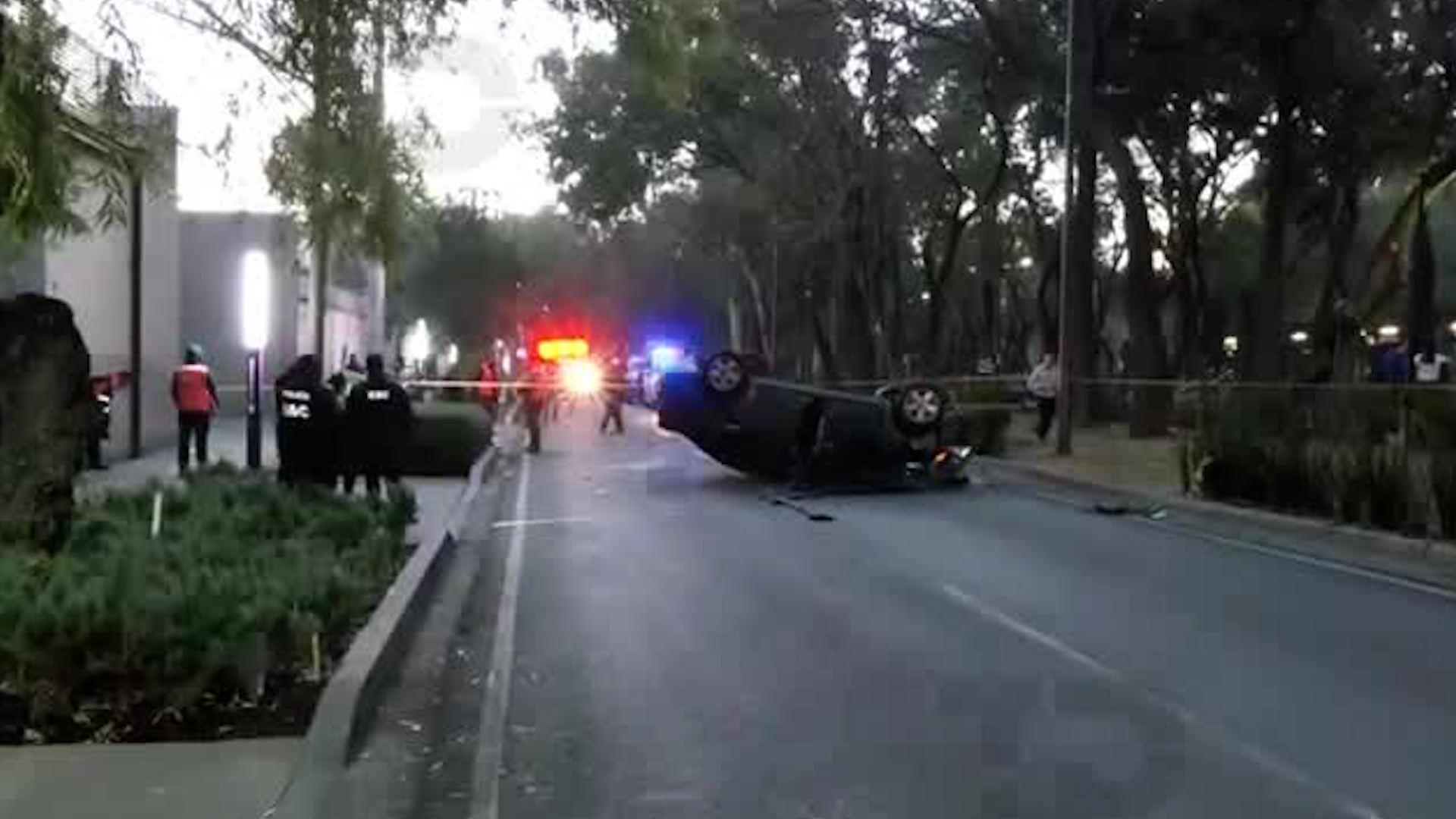 Al lugar arribaron elementos de la policía del SSC para acordonar la zona del siniestro.