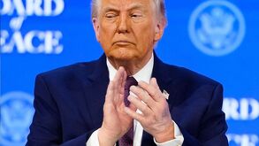 El presidente de Estados Unidos Donald Trump durante la ceremonia de su iniciativa para una Junta de Paz en el Foro Económico Mundial.