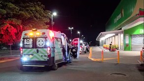 Guardia de seguridad intenta frustrar atraco y resulta lesionado en Zapopan.