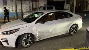 Carro asegurado tras operativo en Monterrey