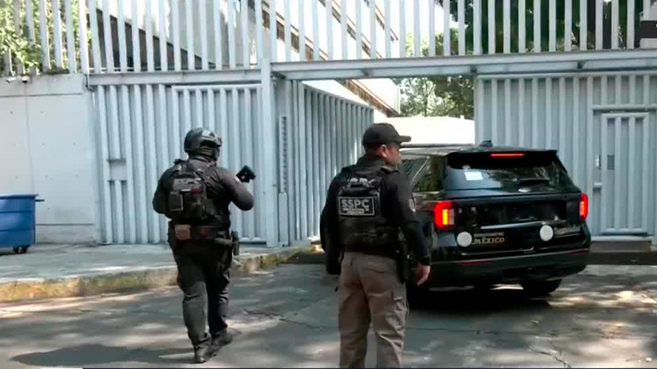 César Alejandro Sepúlveda Arellano, alias 'El Botox', fue trasladado vía aérea a la Ciudad de México e ingresado a la FEMDO.