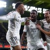 Jugadores del Real Madrid celebrando el gol con Kylian Mbappé en el partido ante Villarreal.