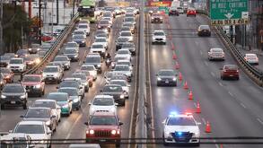 Tráfico en avenida Gonzalitos en Monterrey.