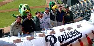 Cristian Alvarado y Germán Yahir Arvayo, lanzadores del Club Pericos de Puebla, fueron firmados por Seattle Mariners de la MLB.