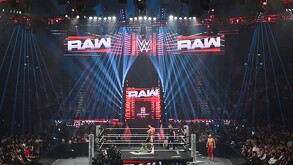 Escenografía de WWE Raw de la temporada 2025-26.