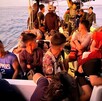Pasajeros rescatados del M/V Trisha Kerstin, 3 un ferry de mercancías y pasajeros que se hundió en Filipinas.