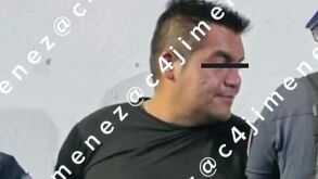 Presunto agente de Fiscalía CdMx detenido por amenezar con arma  en Cuajimalpa