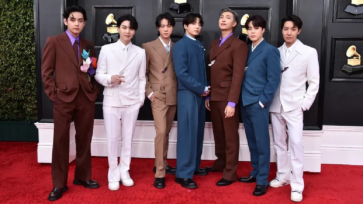 Las autoridades señalaron que los criminales emplearon inteligencia artificial para llevar a cabo la estafa