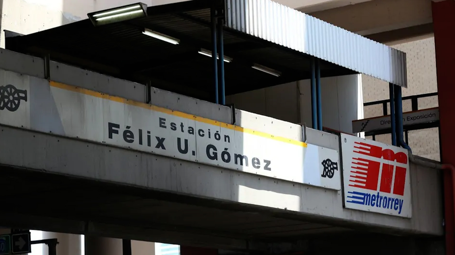 En menos de un año se han registrado cuatro muertes en estaciones del Metro en Monterrey, lo que evidencia la falta de seguridad en la zona.