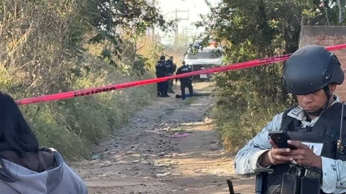 Elementos de la policía de Tlaquepau y ñla Guardia Nacional