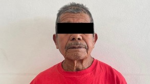 Adulto mayor presentado ante las autoridades luego de abusar de su sobrina y embarazarla en el estado de Oaxaca.