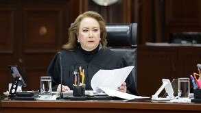 Ministra Yasmín Esquivel en la Corte.
