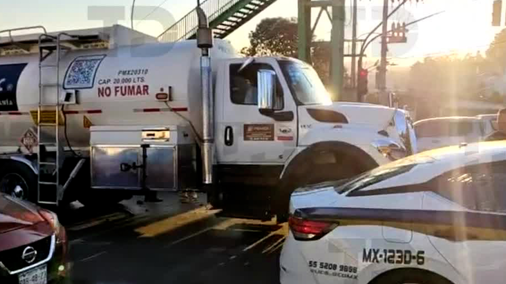 No se reportan heridos. Circulación afectada en la zona del accidente.