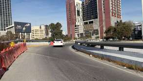 Cierre de gaza en avenida Constitución y Pino Suárez.