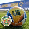 Un balón de fútbol con la frase 