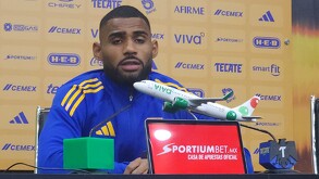 Joaquim Pereira hablando para los medios de comunicación.