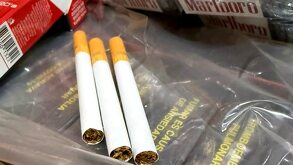 Cigarros piratas decomisados en el AICM
