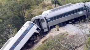 Aspecto del Tren Interoceánico tras descarrilarse en el estado de Oaxaca.