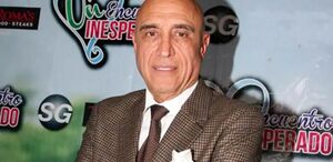 Pedro Torres Castilla en alfombra roja.