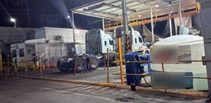 Durante el operativo las autoridades federales aseguraron un cubitanque de mil litros, un contenedor con capacidad de cinco mil litros, entre otras cosas.