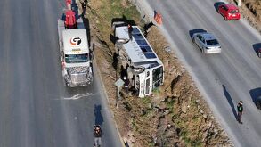 volcadura de camión en apodaca
