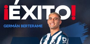 Germán Berterame en la foto donde es despedido por Rayados.