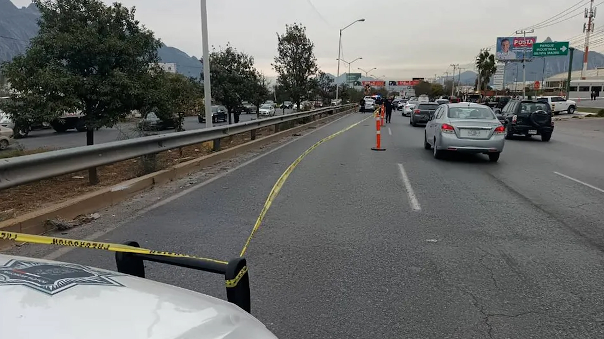 Un joven de 19 años perdió la vida luego de un accidente automovilístico sobre la carretera Monterrey - Saltillo en el municipio de Santa Catarina.