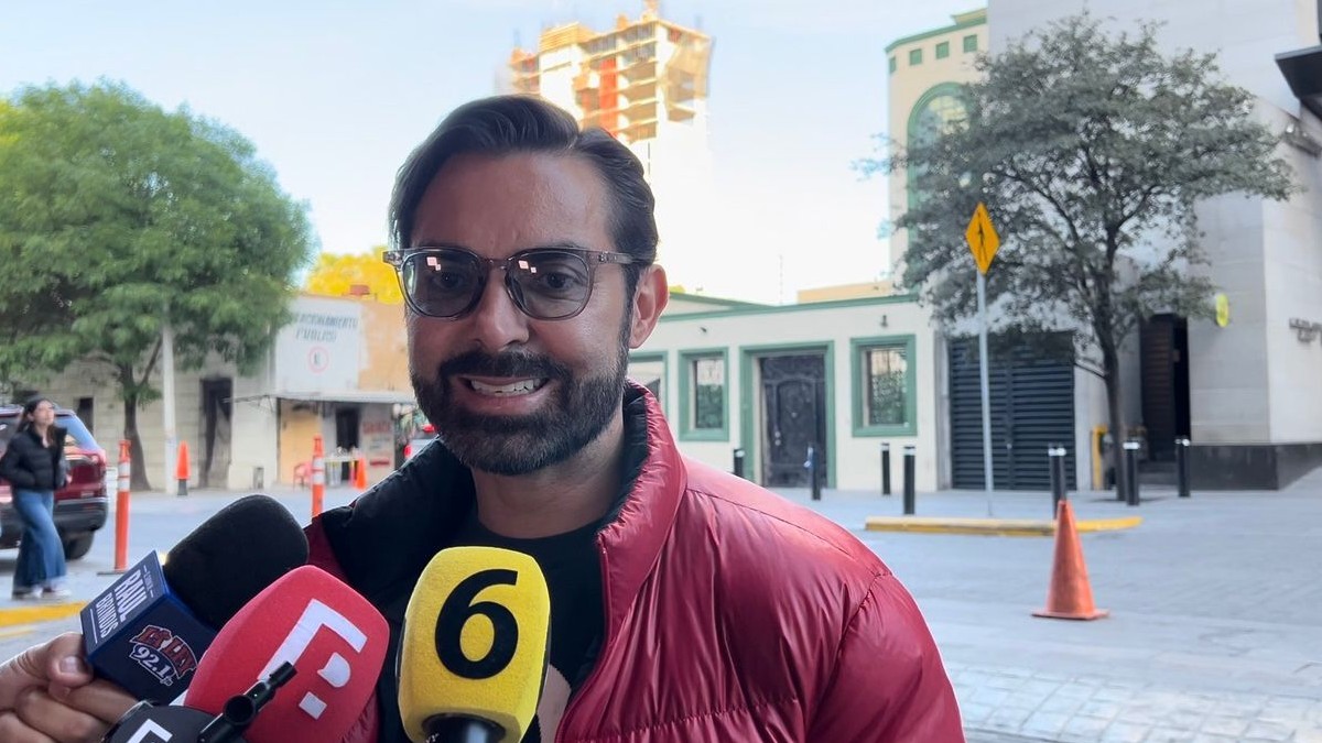 Ernesto D’Alessio hablando en entrevista.