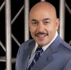 Lupillo Rivera en un evento de gala