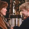 Catherine O'Hara junto a Macaulay Culkin durante la filmación de la película Mi pobre angelito.