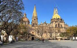 Plaza Liberación tras ser reinaugurada en Guadalajara