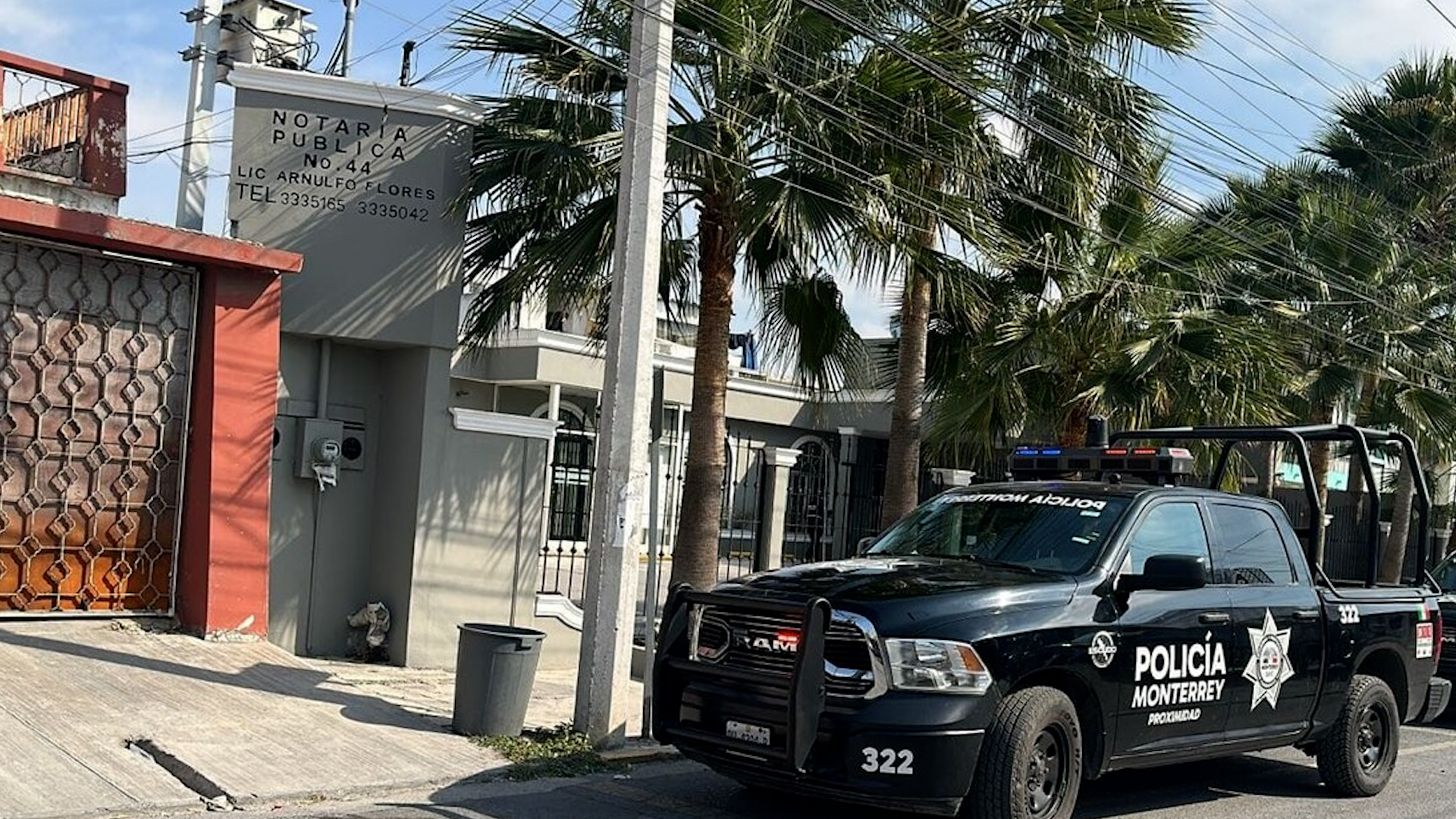 La notaría 44 ubicada en la colonia Mitras Centro fue víctima de un intento de segundo robo en menos de un mes. El responsable logró avisar a la policía.