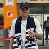 Dkuja con los colores de los Rayados del Monterrey.