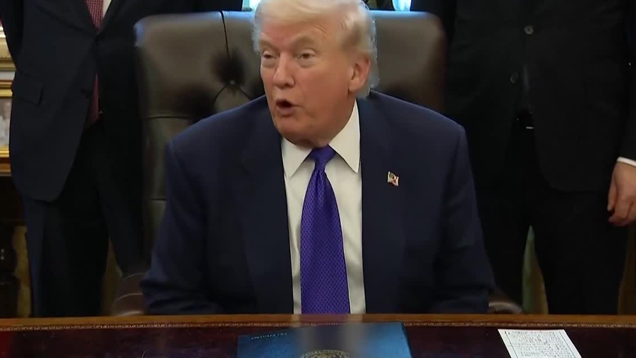 Donald Trump afirmó que su gobierno negocia con Cuba para levantar el embargo petrolero y aseguró que México dejará de enviar crudo.