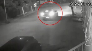 Automóvil que arrolló a un joven motociclista en colonia Las Fuentes de Torreón