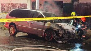 Sujetos motorizados incendian camioneta en Zapopan