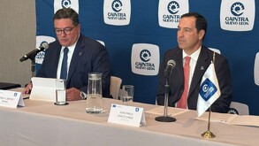 Jorge Santos Reyna en rueda de prensa de Caintra en Nuevo León.