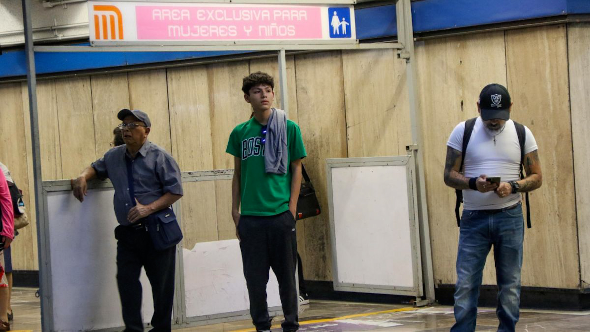 ¿Usas la Línea 2 del Metro CdMx? Habrá cambios en el horario de cierre de varias estaciones por obras. Consulta aquí si tu ruta se verá afectada.