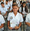 Alumnos de primaria recibirán más de 2 mil pesos con beca Rita Cetina. Aquí los detalles.